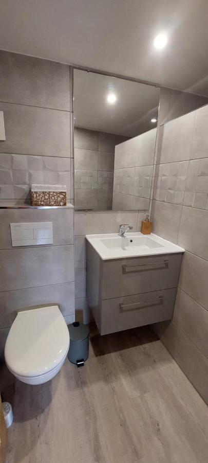Apartamento L'Ensoleillade Fréjus Exterior foto